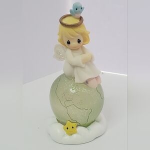 Precious Moments "Just Sittin' On Top Of The World" A World Of Wishes